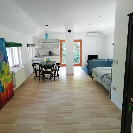 Appartamento Waldhaus Pat Galambok