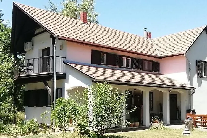 Апартаменты Waldhaus Pat Galambok